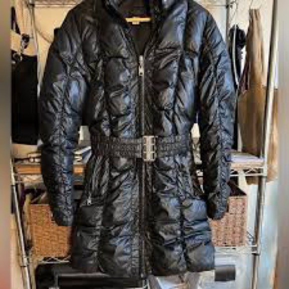 UGG Valerie belted down puffer jacket size medium excellent condition - Picture 4 of 4